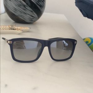 Louis Vuitton sunglasses. Great condition
